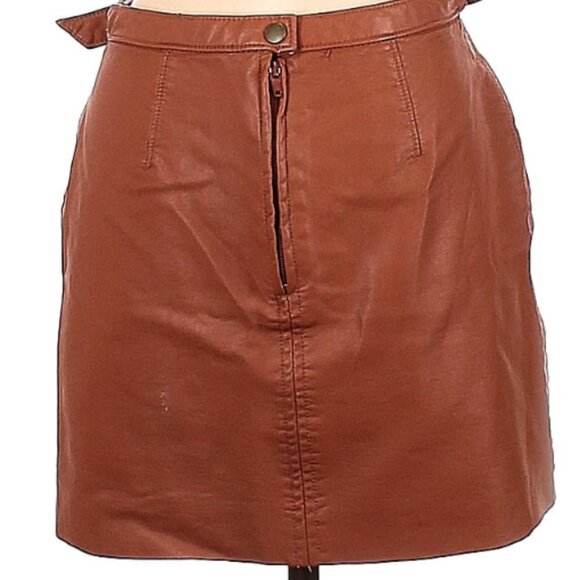 Free People Faux Leather Mini Skirt w Zip Slit - Picture 5 of 5